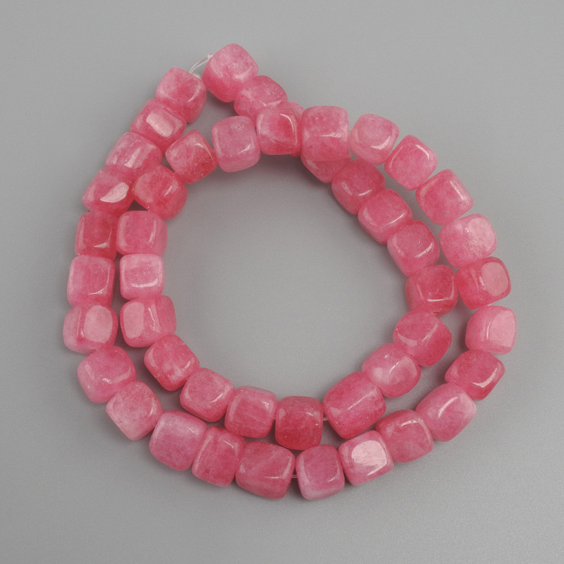 خرز تورمالين مكعب، قطر 8-9mm±، طول 38cm±