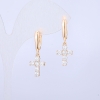 حلق Xuping مطلي بالذهب 18K صليب بأحجار راين بيضاء 28x10mm +